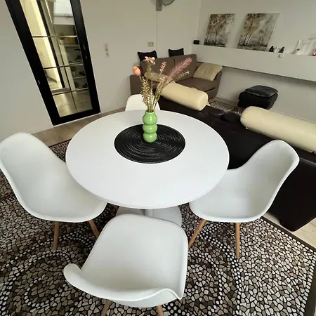 Cosy 1 Bedroom 900m From * Ostend