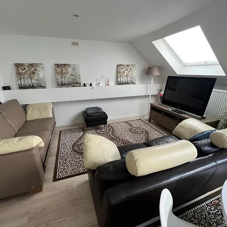 Cosy 1 Bedroom 900m From Apartment Ostend
